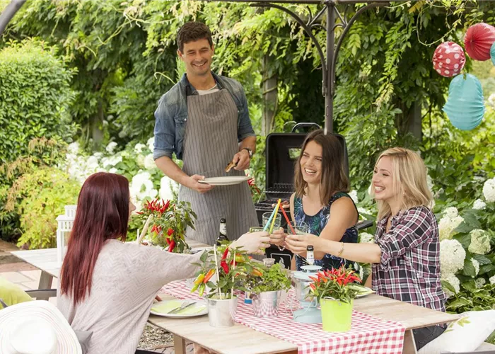 Den Sommer voll auskosten: das perfekte Sommerfest im Garten Den Sommer voll auskosten: das perfekte Sommerfest im Garten