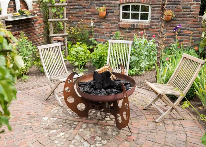 Feuerstellen und Kamine