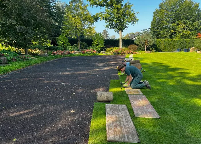 Landschaftsgärtner/ in sowie Landschaftsgärtnermeister/in